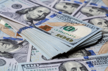 Доллар бағамы тағы да төмендеп кетті