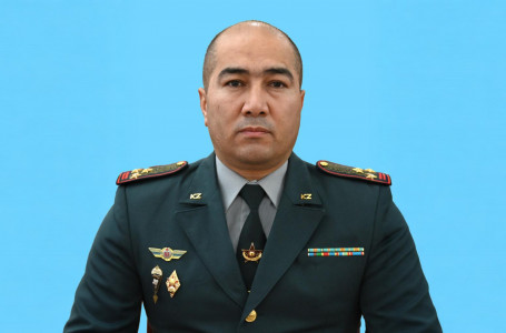 Тоқаев Қарулы күштерде екі қолбасшыны ауыстырды