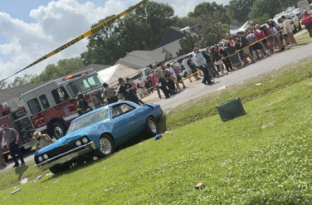 Жаңа жылға арналған шеруде мас жүргізуші жұртты қағып кетті