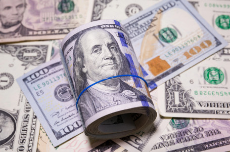 Доллар бағамы тағы да төмендеп кетті