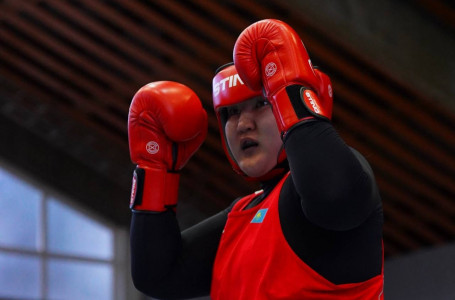 Қазақстандық боксшы өзбекстандық спортшыдан басым түсті