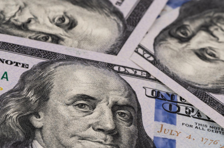 Доллар бағамы тағы да әлсіреп кетті