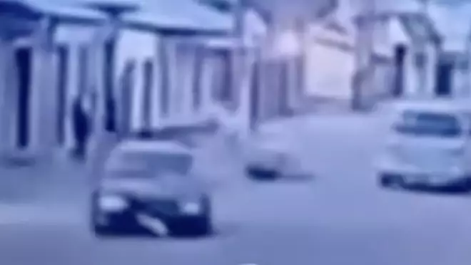 Таразда атқа мінген жасөспірім көлікке соғылды