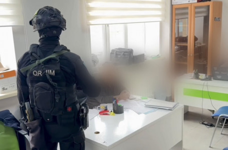 Ақтөбеде ХҚКО ғимаратында заңсыз схема ұйымдастырған бір топ адам әшкере болды