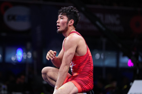 Алматбек Аманбек грек-рим күресінен Азия чемпионы атанды