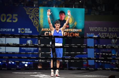 Бокстан Азия чемпионаты: Сабыржан Аққалықов өзбекстандық спортшыны ойсырата жеңді