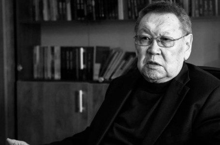 Тоқаев Есмұхан Обаевтың отбасына көңіл айтты