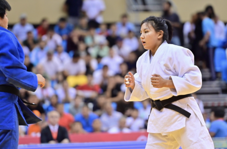 Төрт қазақстандық Азия чемпионатының қола медалі үшін бақ сынайды