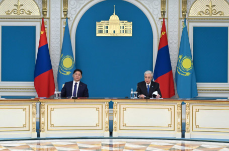 “Тарихымыз бен тамырымыз ортақ“ - Тоқаев Моңғолия президентіне