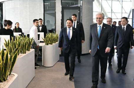 Тоқаев Alem.ai халықаралық жасанды интеллект орталығын аралады