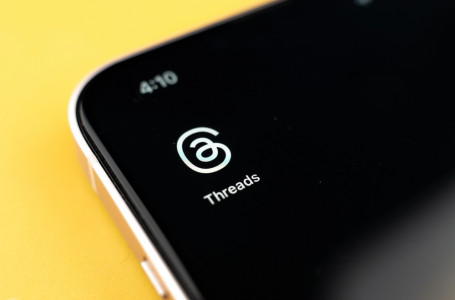 Threads-тегі дау: Желтоқсан туралы жазбаға тосын пікір білдірген желі қолданушысы полицияға жеткізілді