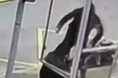 Алматыда аялдамада зейнеткер аяусыз соққыға жығылды: күдікті қамауға алынды