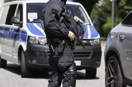 Германияда Ресейге астыртын ақпарат беріп отырды деген күдікпен Қазақстан азаматы ұсталды