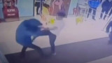 Жантүршігерлік жағдай: Алматы облысында оқушы мұғалімді соққыға жыққан