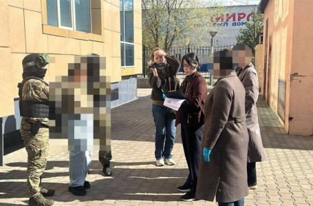 БҚО-да әйел өңір тұрғынын жеке суреттерін таратамын деп қорқытып, ақша бопсалаған