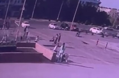 Екібастұзда бала ашық құдыққа құлап, жансақтау бөліміне түсті
