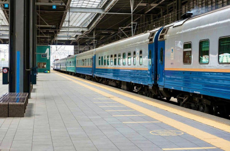 “Тарақандар өріп жүр“. Жолаушылар Маңғыстау-Семей бағытындағы пойызға шағымданды