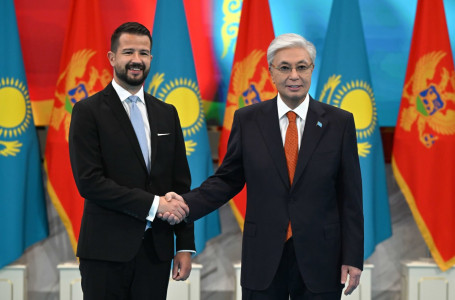 Қазақстан мен Черногория президенттері шағын құрамда келіссөз жүргізді