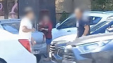 Астанада жол үстінде жұдырықтасқандар видеоға түсіп қалды