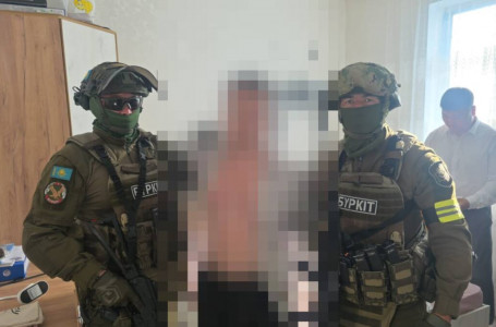 “Шкафтың ішіне жасырынған“. Қайырымдылыққа жиналған ақшаны қалтасына басқан адам ұсталды