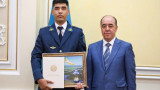 БҚО әкімі төрт жасар баланы құтқарған полиция қызметкерлеріне құрмет көрсетті