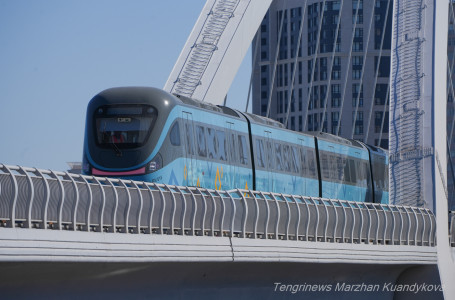 Астанада LRT және автобуспен жүру бір күнге тегін болады