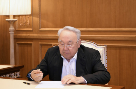 Назарбаев бел омыртқасына ота жасатқан