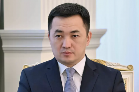 Бірінші шақырылымдағы Құрылтай төрағасы сайланды