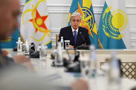 Тоқаев: оқу-жаттығуға қатысқан әскерилер құтқару кеудешелерімен қамтамасыз етілмеген