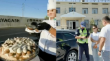 Жол үстінде торт жасаған: Түркістан облысында ерлі-зайыпты жауапқа тартылды