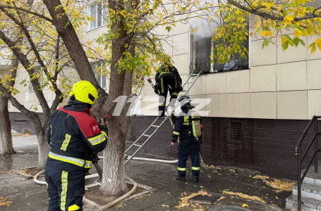 Астанада көпқабатты үйден өрт шығып, тұрғындар эвакуацияланды