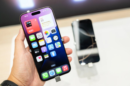 Шетелден iPhone 18 сатып алғандар Қазақстанға келгенде смартфонын тіркей алмай жатыр