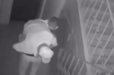 Желіде тараған жантүршігерлік видео: Алматыда 61 жастағы тұрғынның өліміне күдіктілер ұсталды