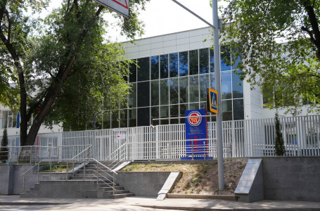 Алматыдағы Республикалық физика-математика мектебінде не болып жатыр? ДСМ жауабы