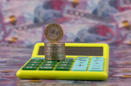 Қазақстанда азаматтар өмір бойғы зейнетақы төлемін 50 жастан бастап ала алады