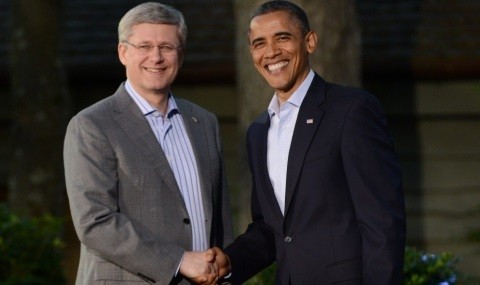 Барак Обама Канаданың премьер-министрімен бір жәшік сыраға бәстесті