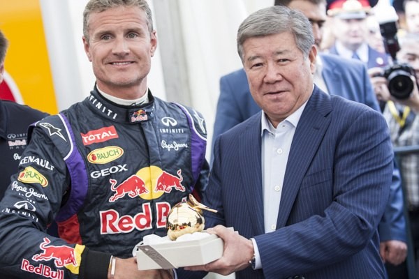 Алматыға "Формула – 1" жарысының жеңімпазы Дэвид Култхард келді