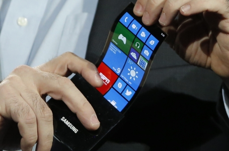 Samsung майысатын телефон шығарайын деп жатыр