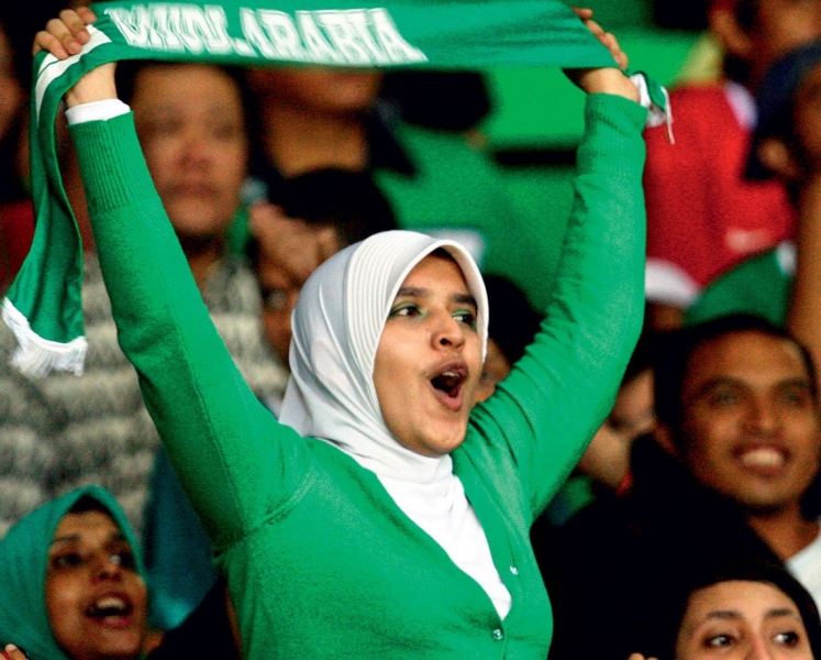 Сауд Арабиясында стадионға кірген әйел жазаланады