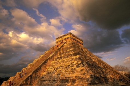 Чичен-Ица пирамидалары туралы біле жүріңіз