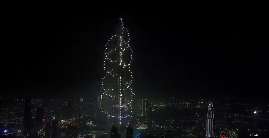 Жаңа жыл 2015: Дубайдағы мерекелік салют (Видео)
