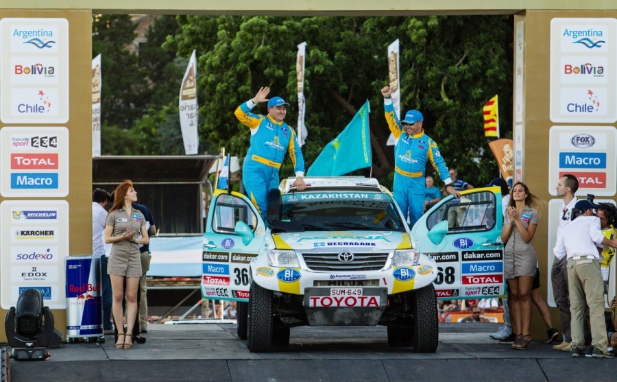 Дакарда қазақстандық экипаж 10 жыл ішінде тұңғыш рет мәреге жете алмай қалды