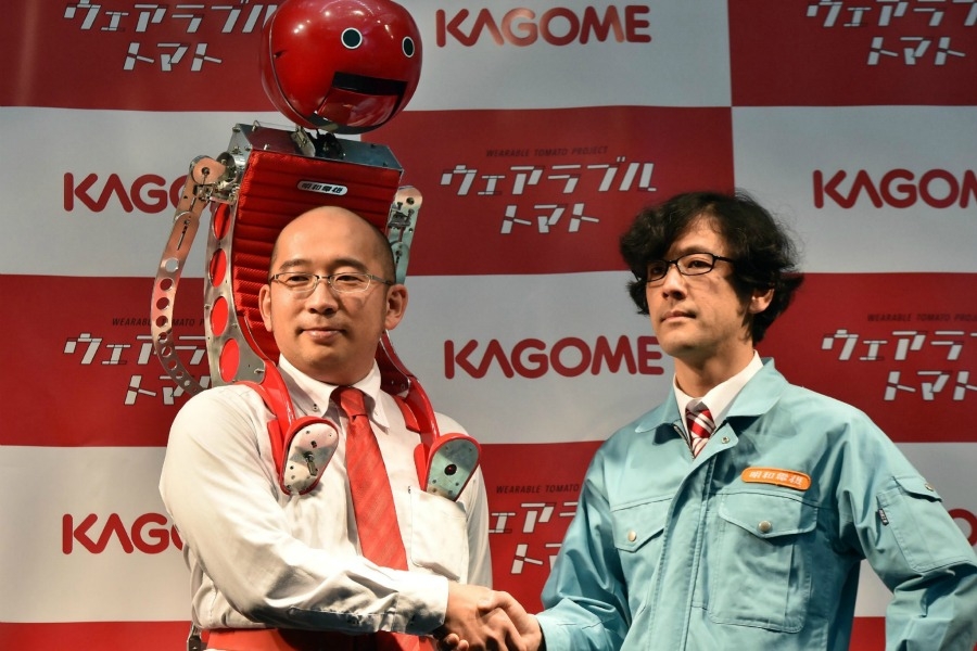 Tomatan – жүгіру барысында қызанақпен азықтандыратын жаңа робот  (Видео) 