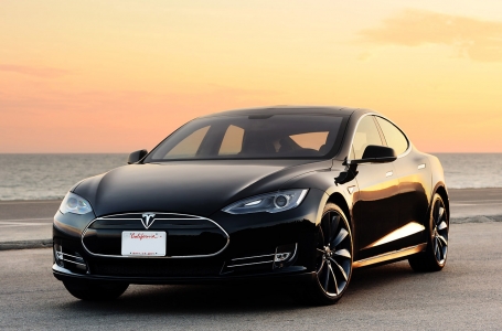 Элон Маск Tesla Model S көлігін осы аптада жаңартады 