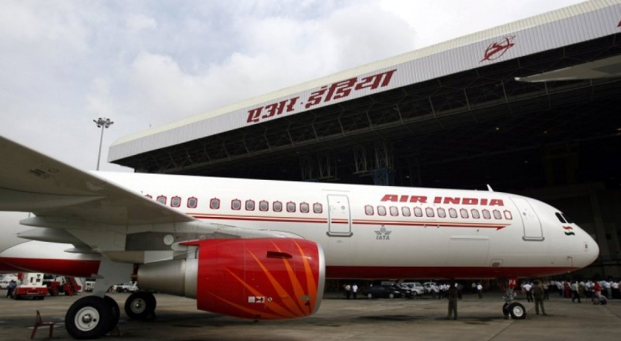 Air India ұшқышы кабинада экипаж командирін соққыға жықты
