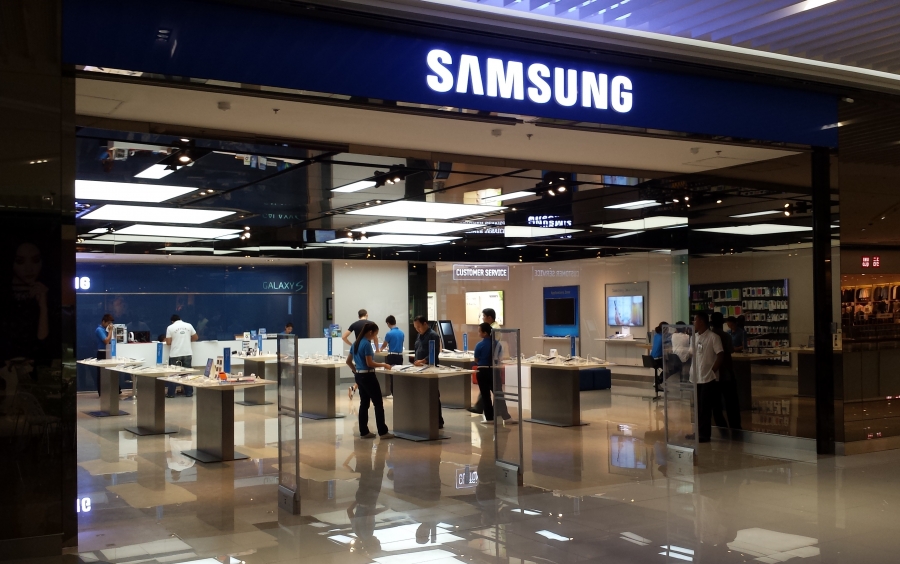 Samsung компаниясының табысы тағы 30%-ға төмендеді 