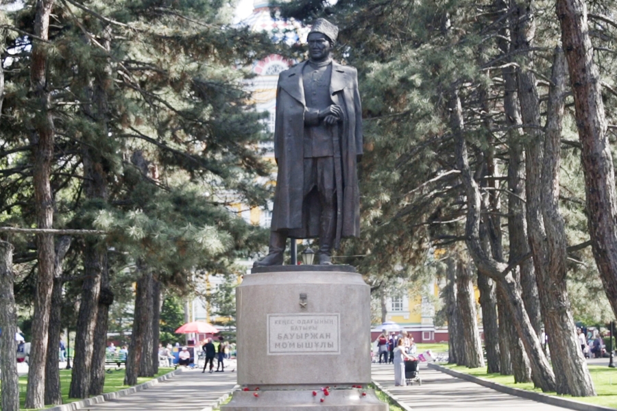 Ұлы Отан соғысы батырларына қойылған Алматыдағы 5 ескерткіш