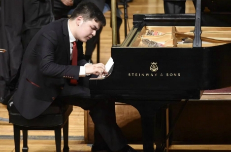17 жастағы қазақстандық халықаралық пианиношылар байқауында жеңіске жетті 