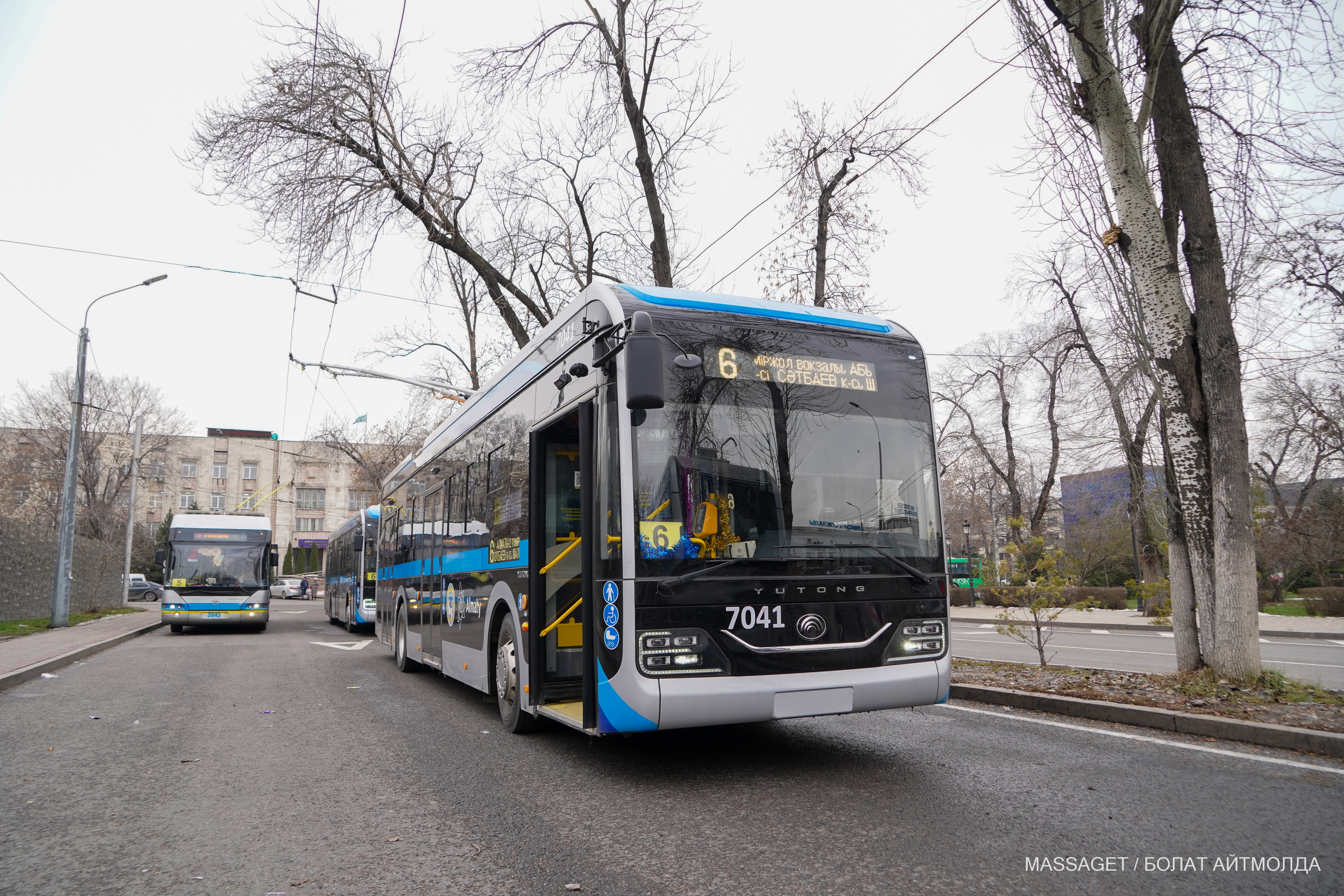 Алматылықтар автобуста тегін жүрудің жолын тапты