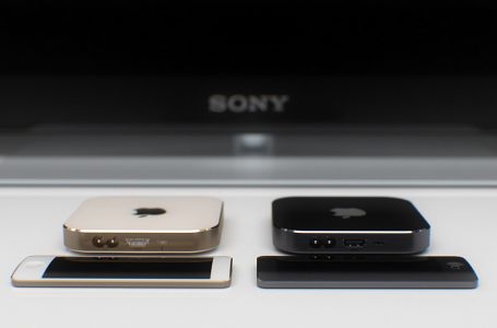 iPhone сенсорлы функциялары Apple TV контенінде қолданылады